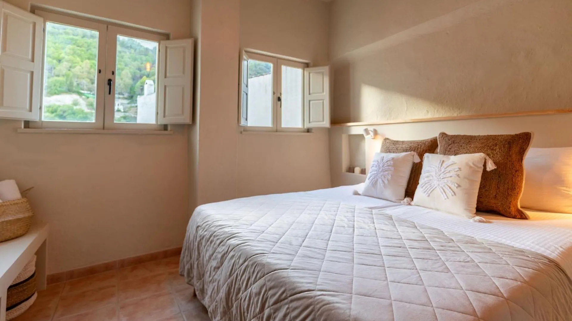 Gehele Accommodatie Exclusief Luxe Townhouse In Ojen Marbella 0*,  Испания