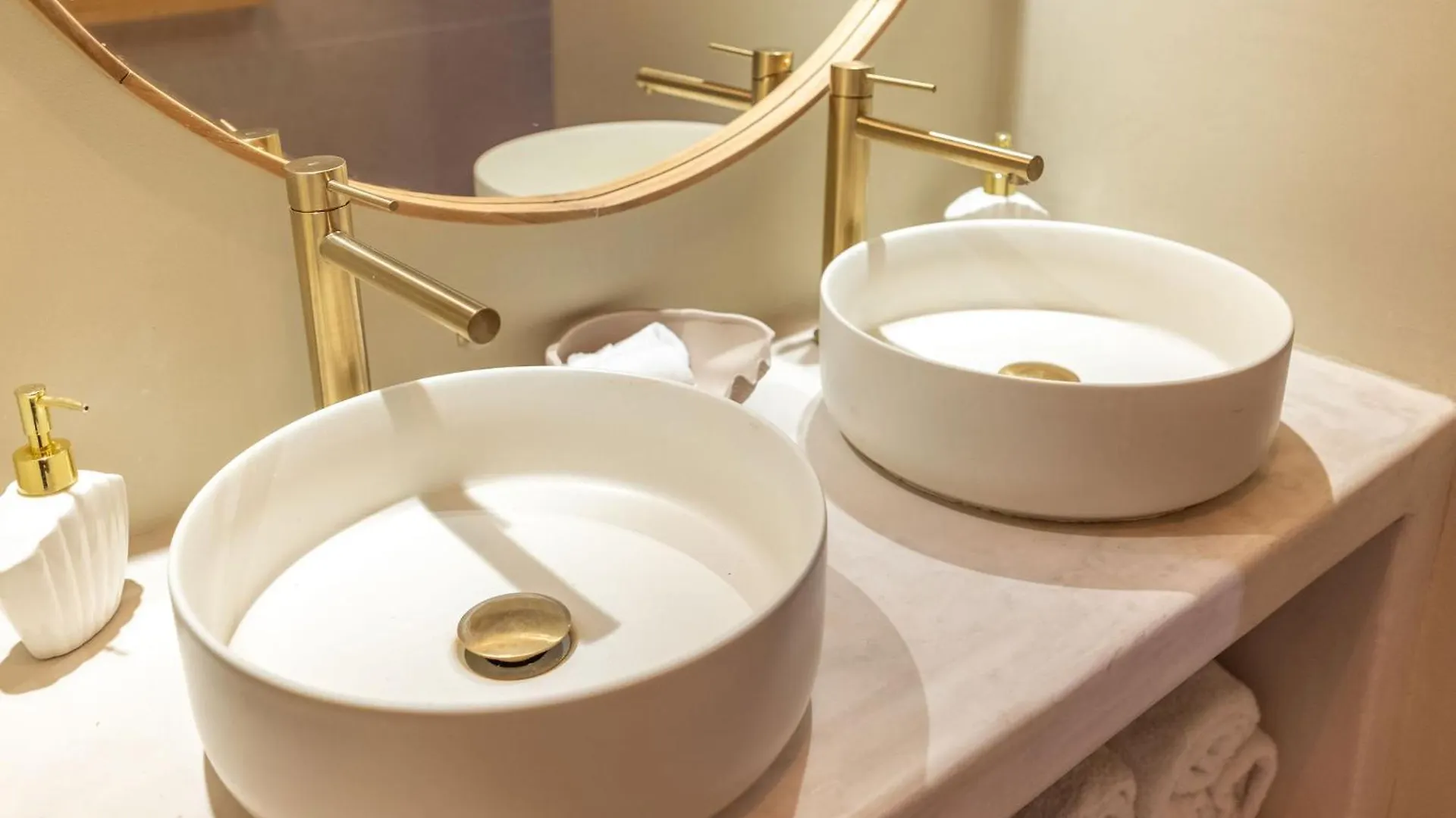 Gehele Accommodatie Exclusief Luxe Townhouse In Ojen Marbella