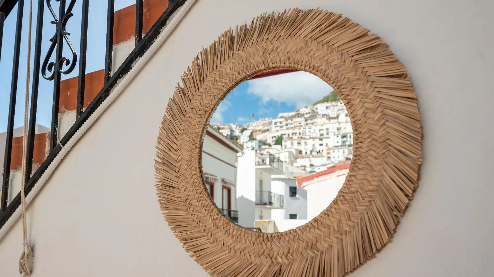 Gehele Accommodatie Exclusief Luxe Townhouse In Ojen Marbella Дом отдыха